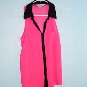 hot pink and black button up sleeveless top
